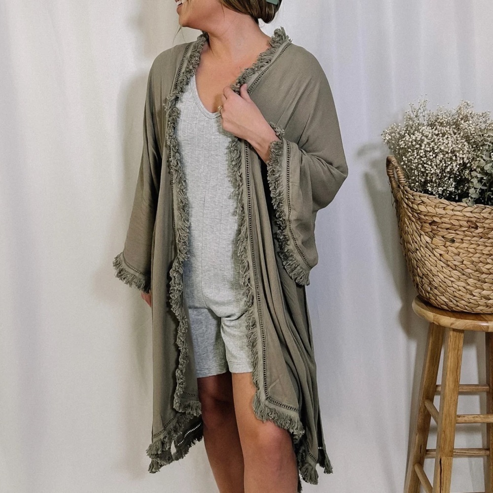 Davi & Dani Sea Breeze Flowy Smocked Fringe Trim Kimono Olive Sage Green Small